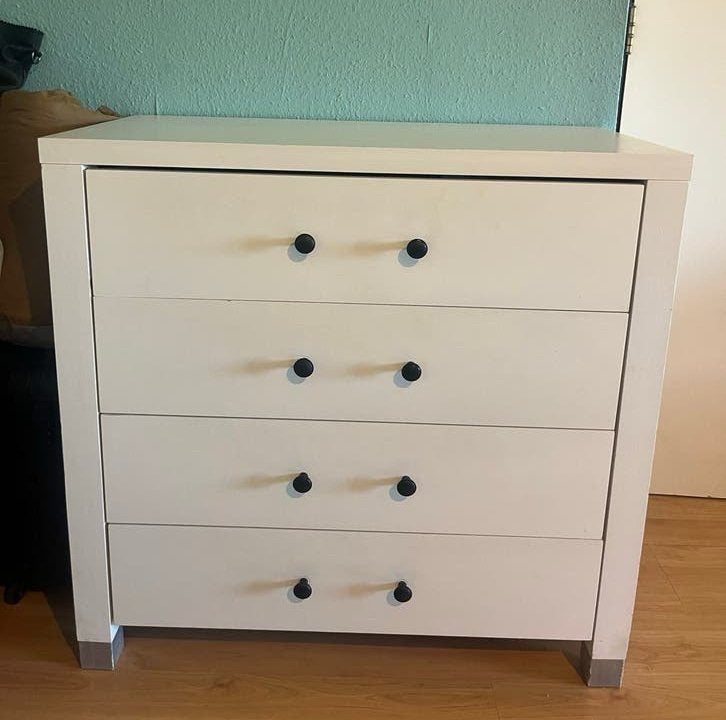 IKEA HEMNES ladekast met 4 lades, Huis en Inrichting, Ophalen, Gebruikt, 100 tot 150 cm, 50 tot 100 cm
