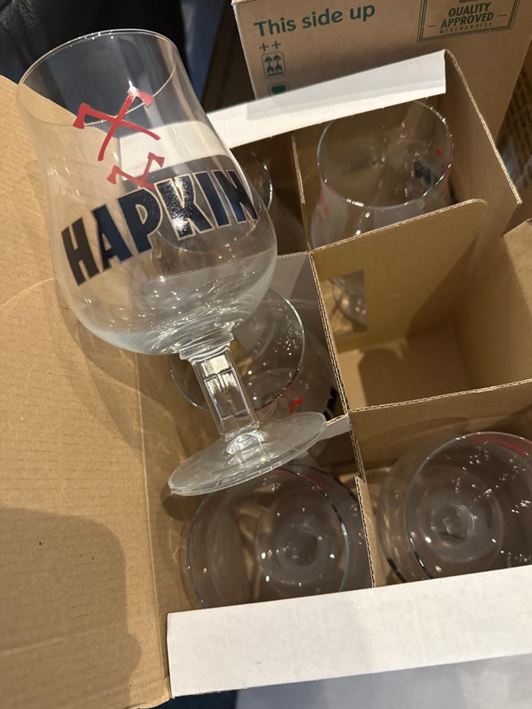 6 nieuwe bierglazen - Hapkin, Verzamelen, Ophalen of Verzenden, Zo goed als nieuw, Bierglas