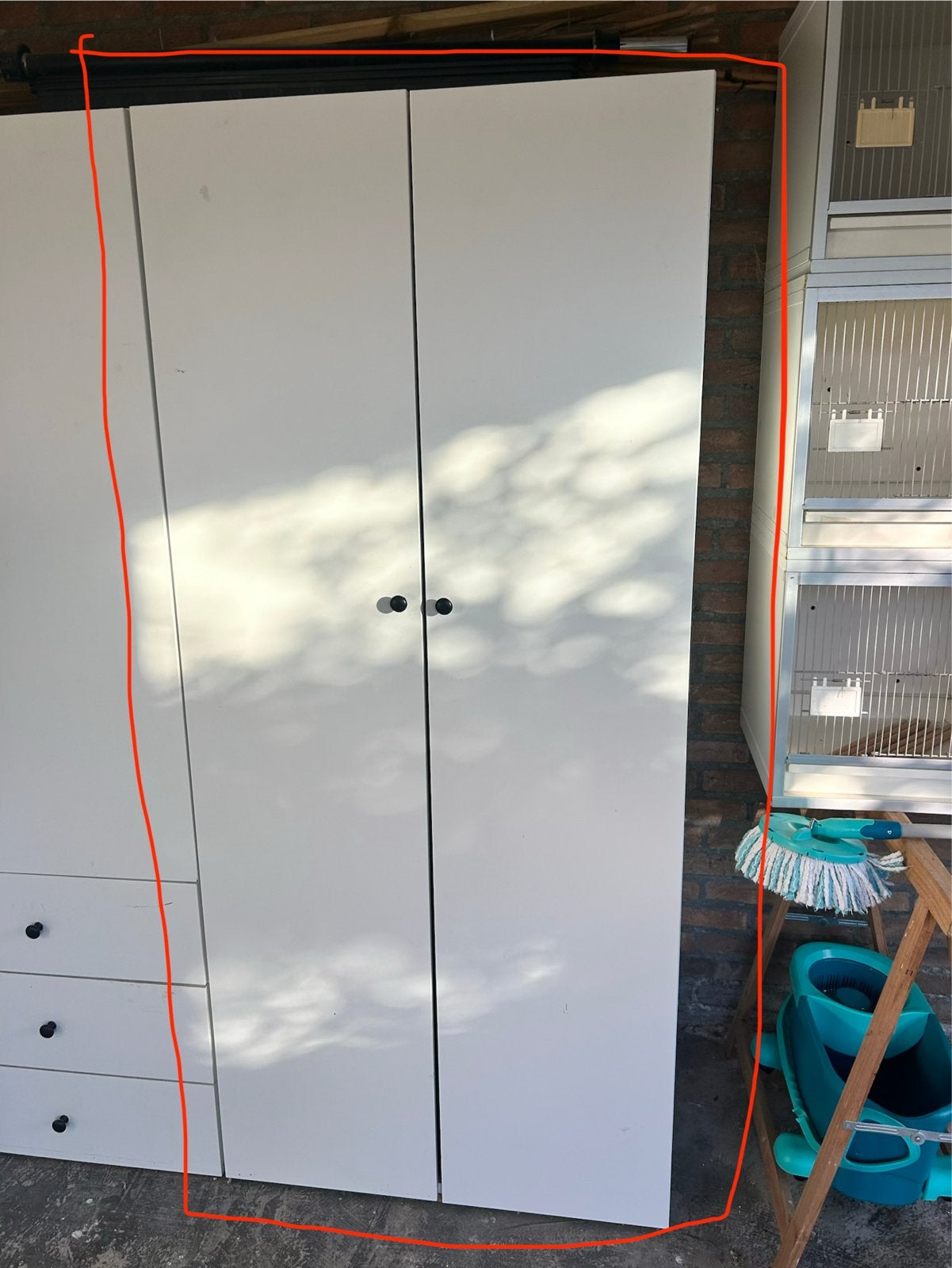 Gratis IKEA Besta kast met dubbele deuren en hangrek, Ophalen, Overige materialen, Gebruikt, 200 cm of meer