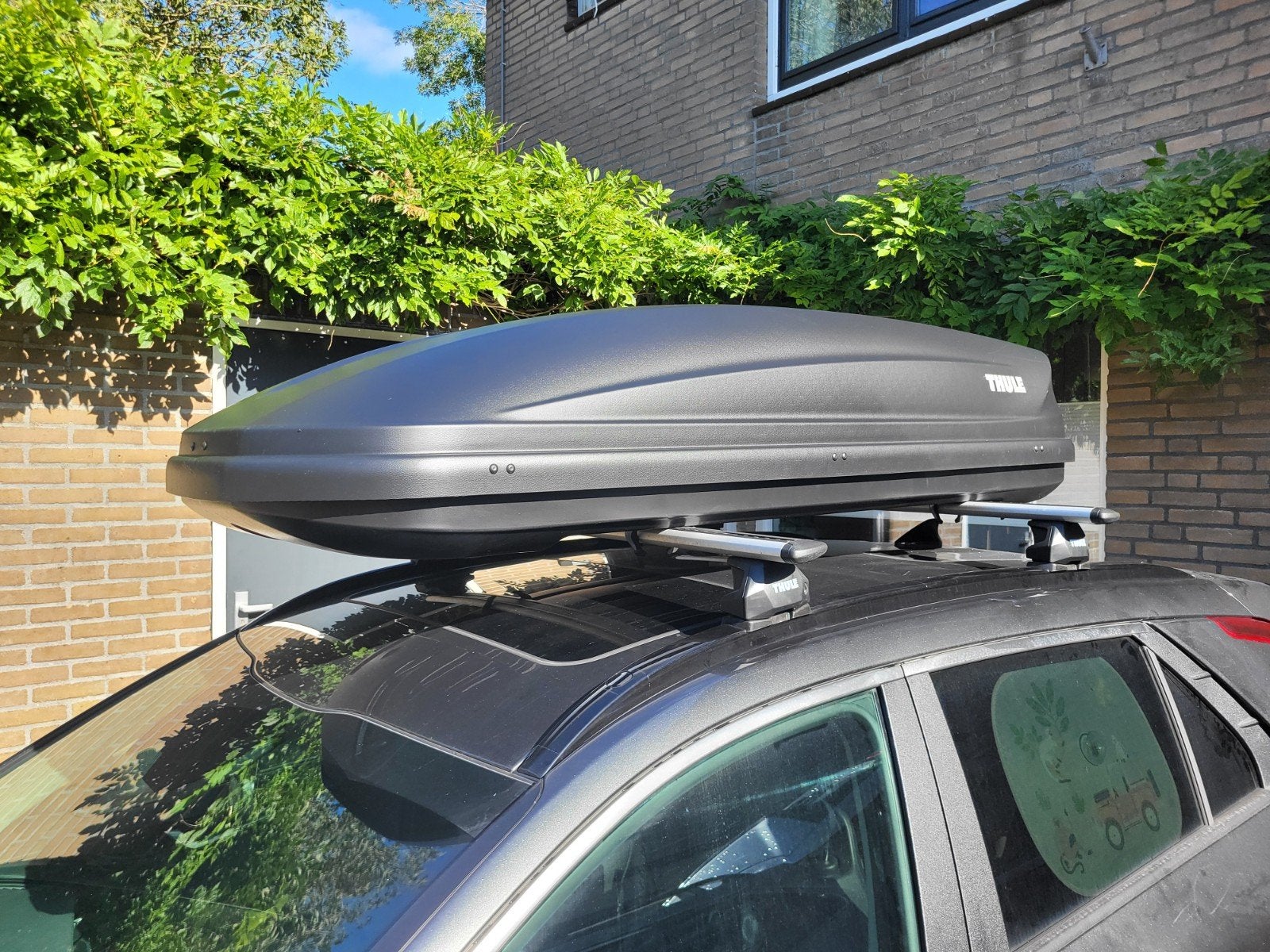 Thule Dakkoffer 420 Liter te huur!, Ophalen