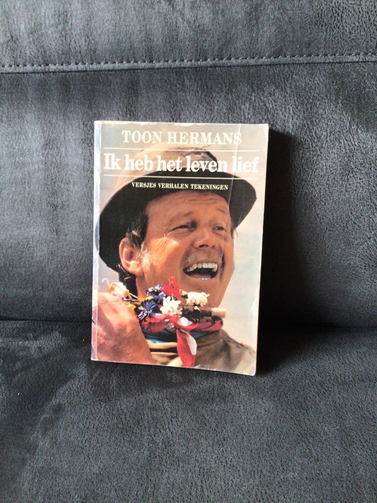 Toon hermans ik heb het leven lief, Ophalen of Verzenden, Gelezen