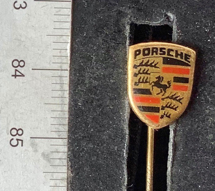 speld, Porsche, logo, emaille (RB, Ophalen of Verzenden, Zo goed als nieuw, Transport, Speldje of Pin