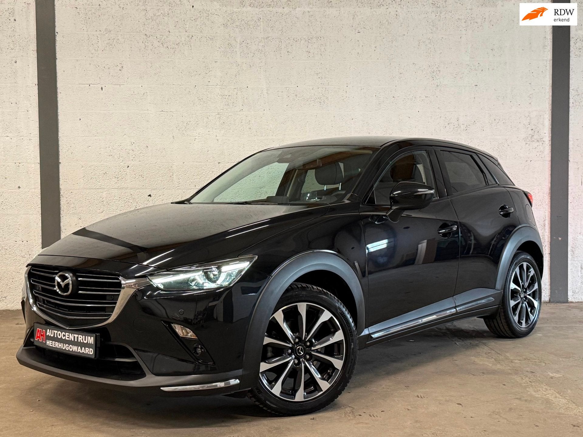 Mazda CX-3 2.0 SkyActiv-G 121 Luxury Aut|LED|Navi|Camera|Car, 1998 cc, Zwart, 4 cilinders, Zwart