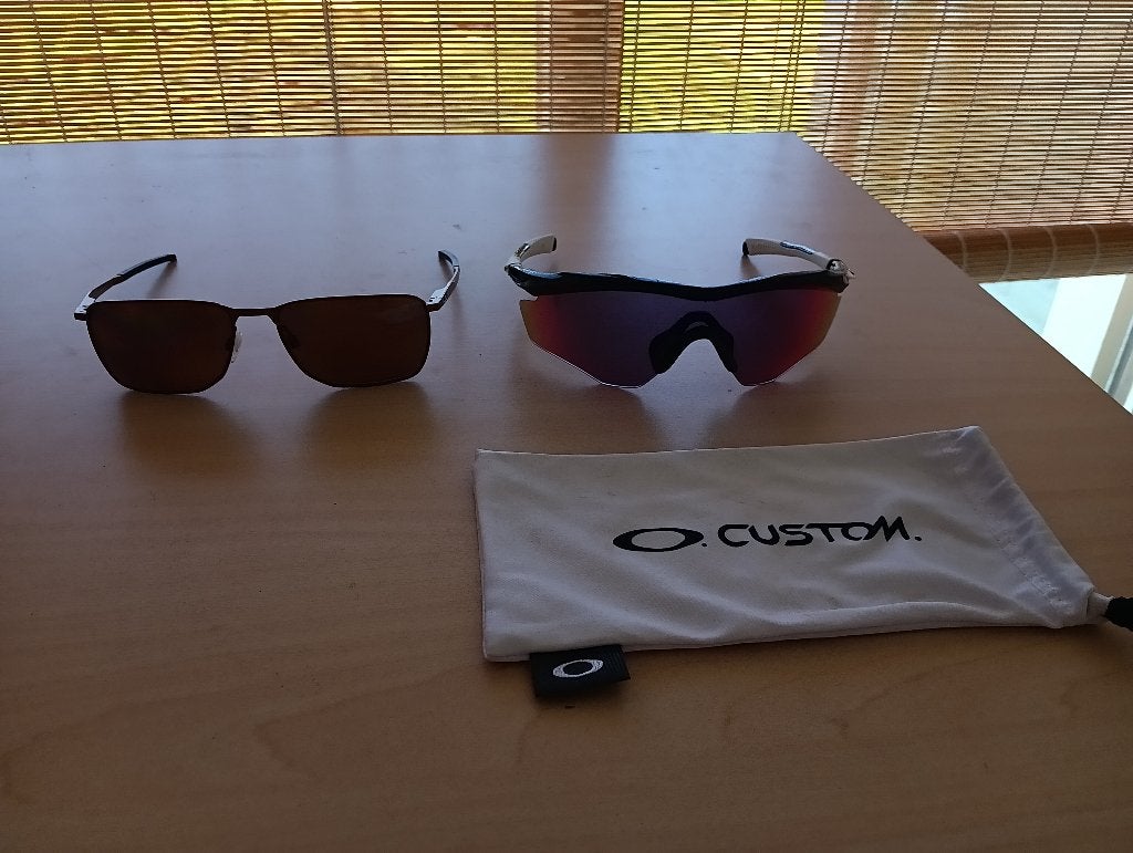 Als set: 2 originele Oakley zonnebrillen, Ophalen of Verzenden, Gebruikt, Zonnebril, Oakley