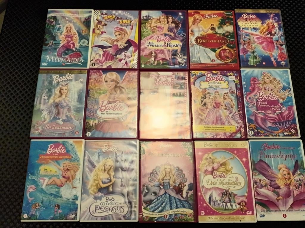 Dvd pakket Barbie, Cd's en Dvd's, Dvd's | Kinderen en Jeugd, Alle leeftijden, Ophalen of Verzenden, Zo goed als nieuw