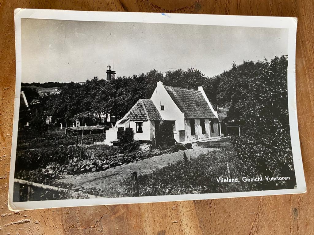 Ansichtkaarten Vlieland Gezicht Vuurtoren uitgave C Bruin, Verzamelen, Ophalen of Verzenden, Voor 1940, Zo goed als nieuw