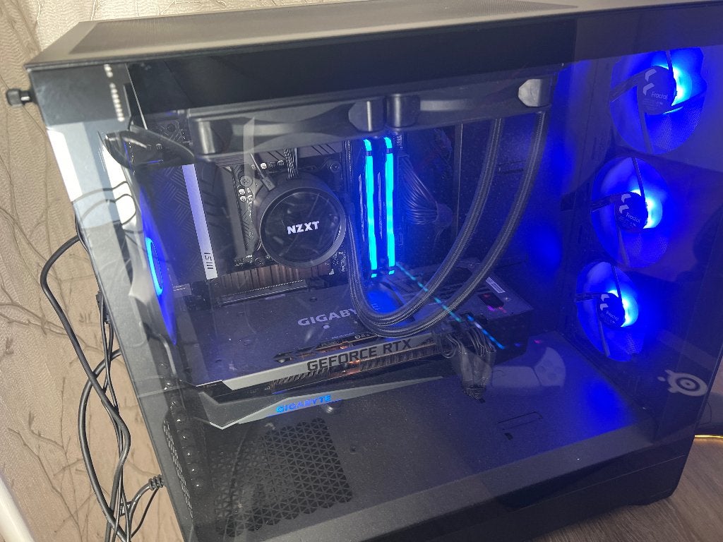Krachtige Game PC | RTX 3070 Ti | i5-12600K | 32GB | 2TB SSD, 32 GB, Zelf gebouwde pc, Ophalen of Verzenden, Zo goed als nieuw