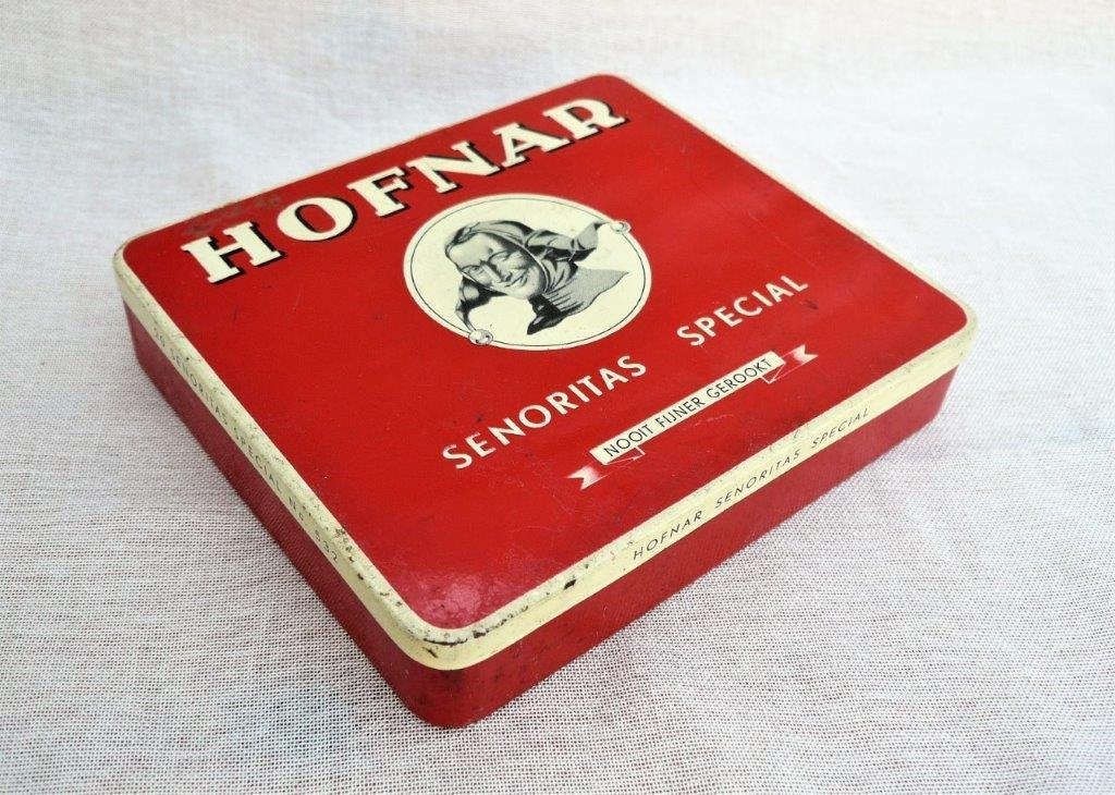 blik (leeg) Hofnar senoritas special 20 sigaren nr. 532., Ophalen of Verzenden, Gebruikt, Tabaksdoos of Verpakking