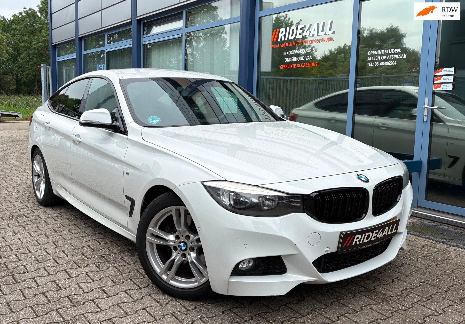 BMW 3-serie Gran Turismo 328i High Executive/M-Pakket/Stoelv, Auto's, BMW, Automaat, 745 kg, Achterwielaandrijving, Gebruikt