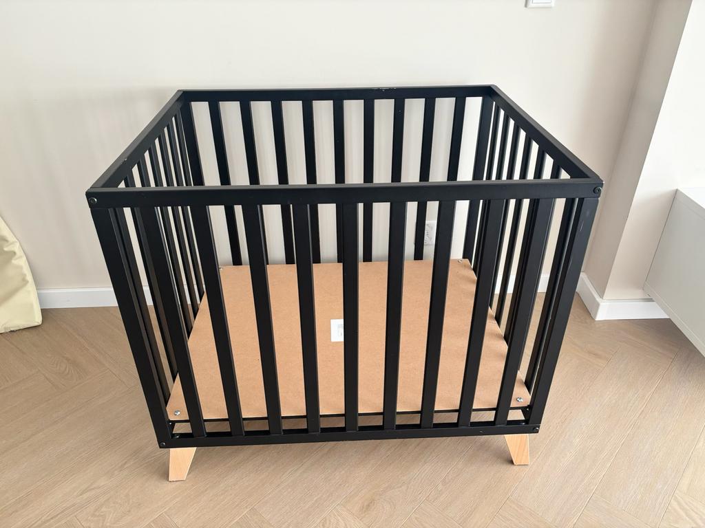 Quax Qubix Zwarte Box - Modern Design, Ophalen, Gebruikt, Vierkant, In hoogte verstelbaar