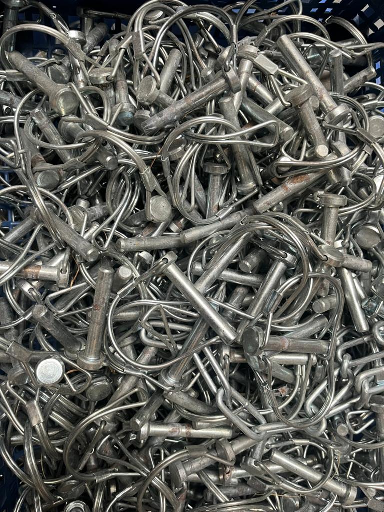 Borgpen, 2570 stuks (buisborgpennen), Doe-het-zelf en Verbouw, Steigers, Ophalen, Zo goed als nieuw, Gevelsteiger, 5 meter of hoger