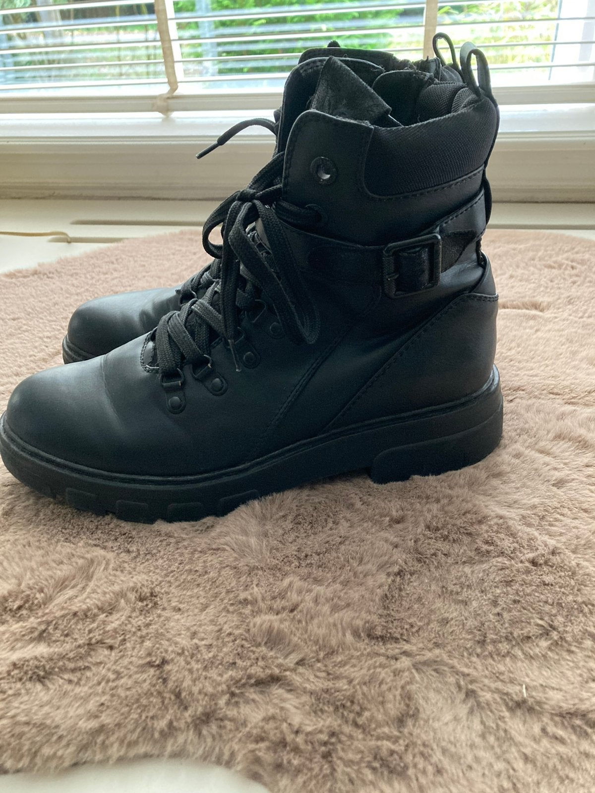 Zwarte boots., Ophalen of Verzenden, Zo goed als nieuw