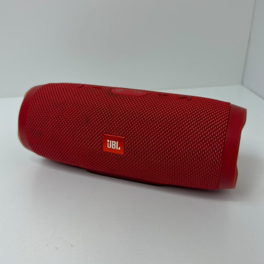 JBL Charge 3 Bluetooth Speaker Rood | Prima staat, JBL, Gebruikt, Support@jbl.com, 400 Atlantic Street
Stamford, CT 06901
USA