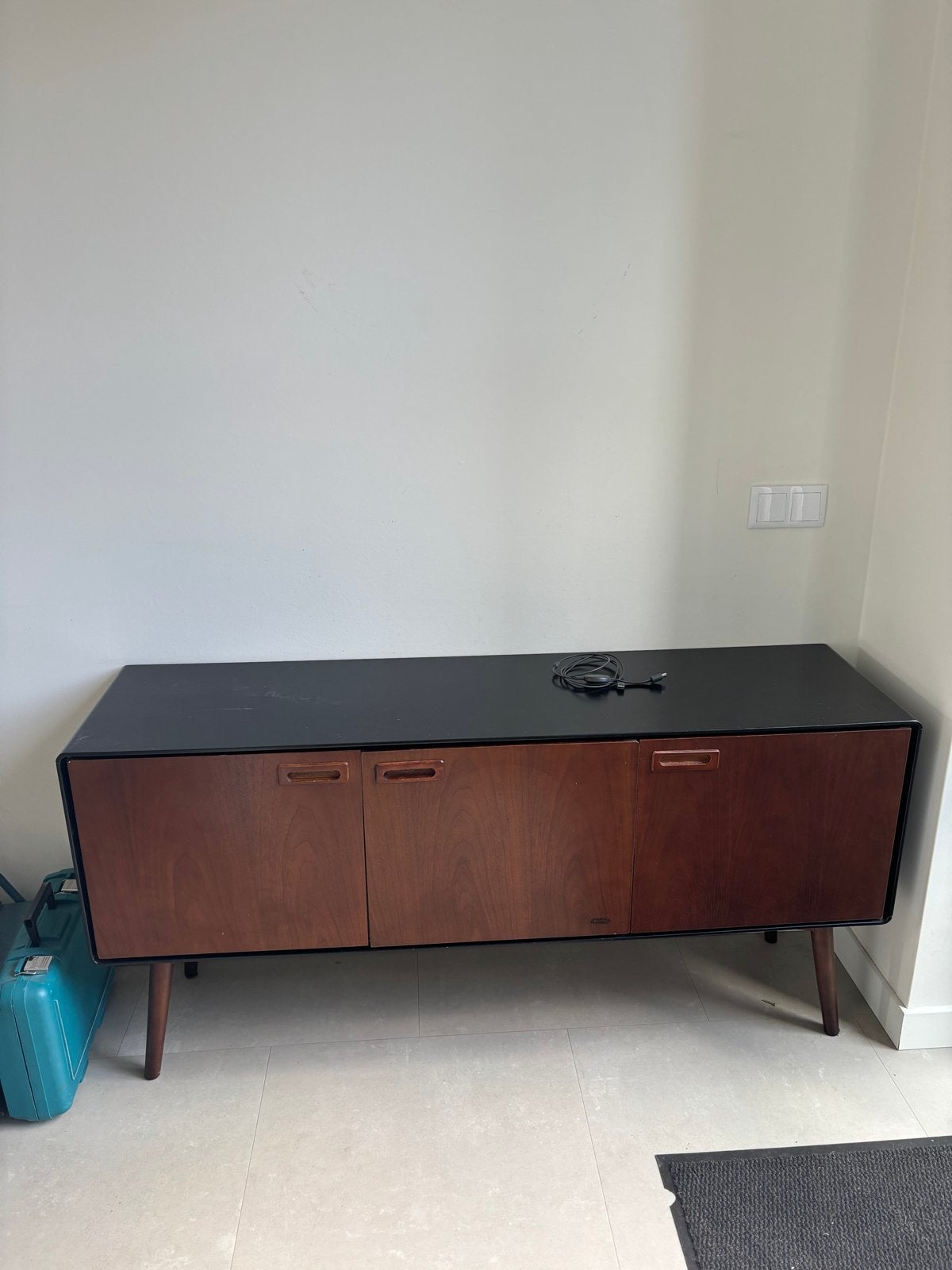 Dutchbone Juju vintage dressoir donkerbruin, Huis en Inrichting, Ophalen, Gebruikt, 100 tot 150 cm, 25 tot 50 cm