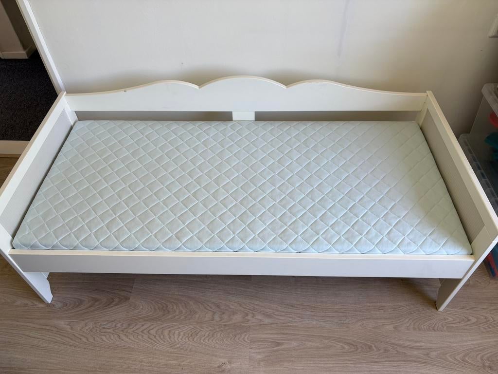Juniorbed, Kinderen en Baby's, Kinderkamer | Bedden, Ophalen, Gebruikt, 70 tot 85 cm, Lattenbodem