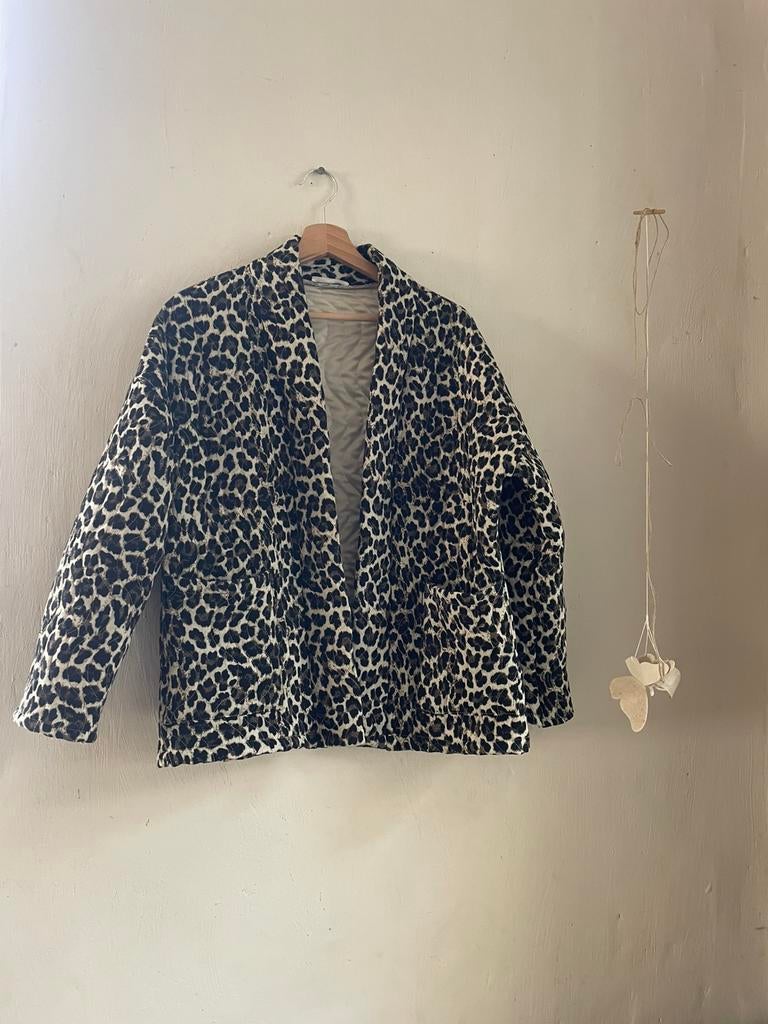 Leopard quilted jasje, tijgerprint jacket, one size, Ophalen of Verzenden, Zo goed als nieuw, Maat 38/40 (M), Bruin