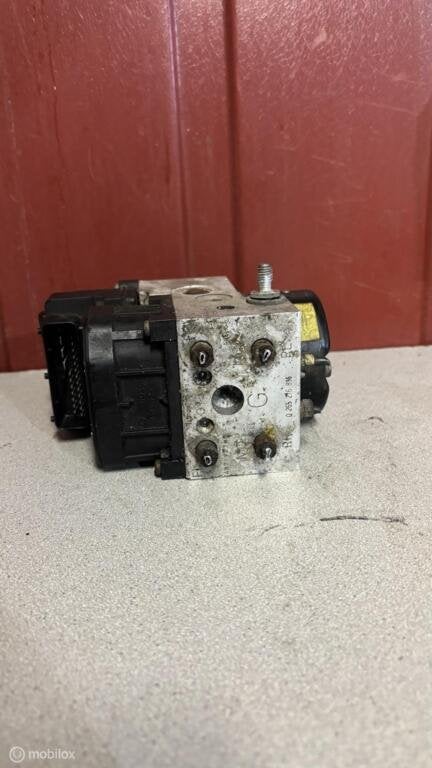 ABS pomp Honda Civic VII ('01-'06) 0265216895, Honda, Gebruikt, Honda, Ophalen of Verzenden