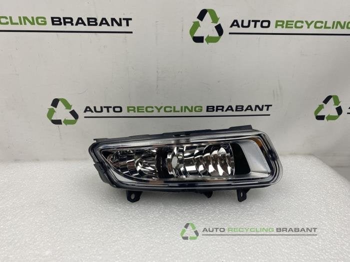 Mistlamp rechts-voor van een Volkswagen Polo, Auto-onderdelen, Gebruikt, -, -, Ophalen of Verzenden