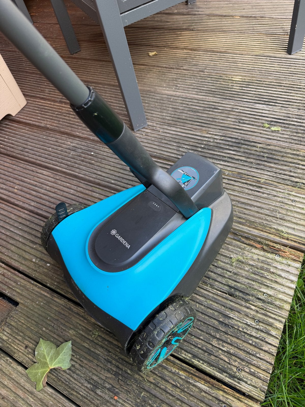 Gardena Accu-grasmaaier - Lichtgewicht en Compact, Ophalen, Cirkelmaaier, Gebruikt, Minder dan 30 cm