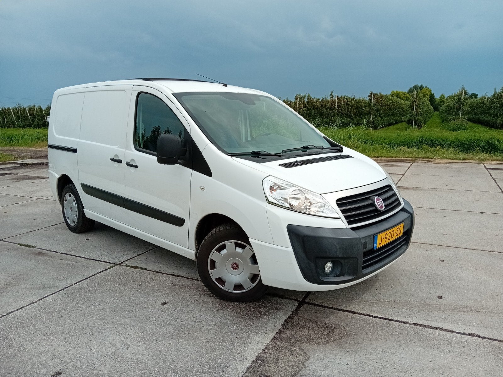 Fiat scudo 2016 Wit, 15 km/l, 2000 kg, Wit, Diesel