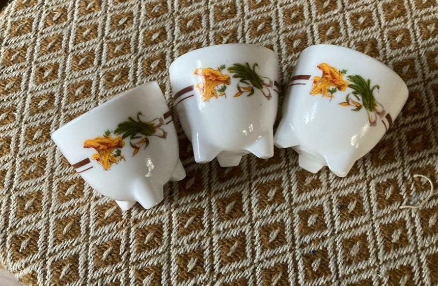 Set van 3  Arcopal eierdopjes Fruits de France, samen 5 euro, Huis en Inrichting, Keuken | Servies, Ophalen of Verzenden