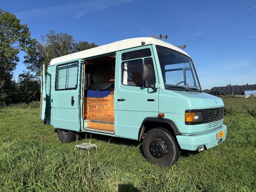 Mercedes 510 KA Camper Oldtimer, Caravans en Kamperen, Automaat, Watertank (Schoon), Tot en met 2, Particulier