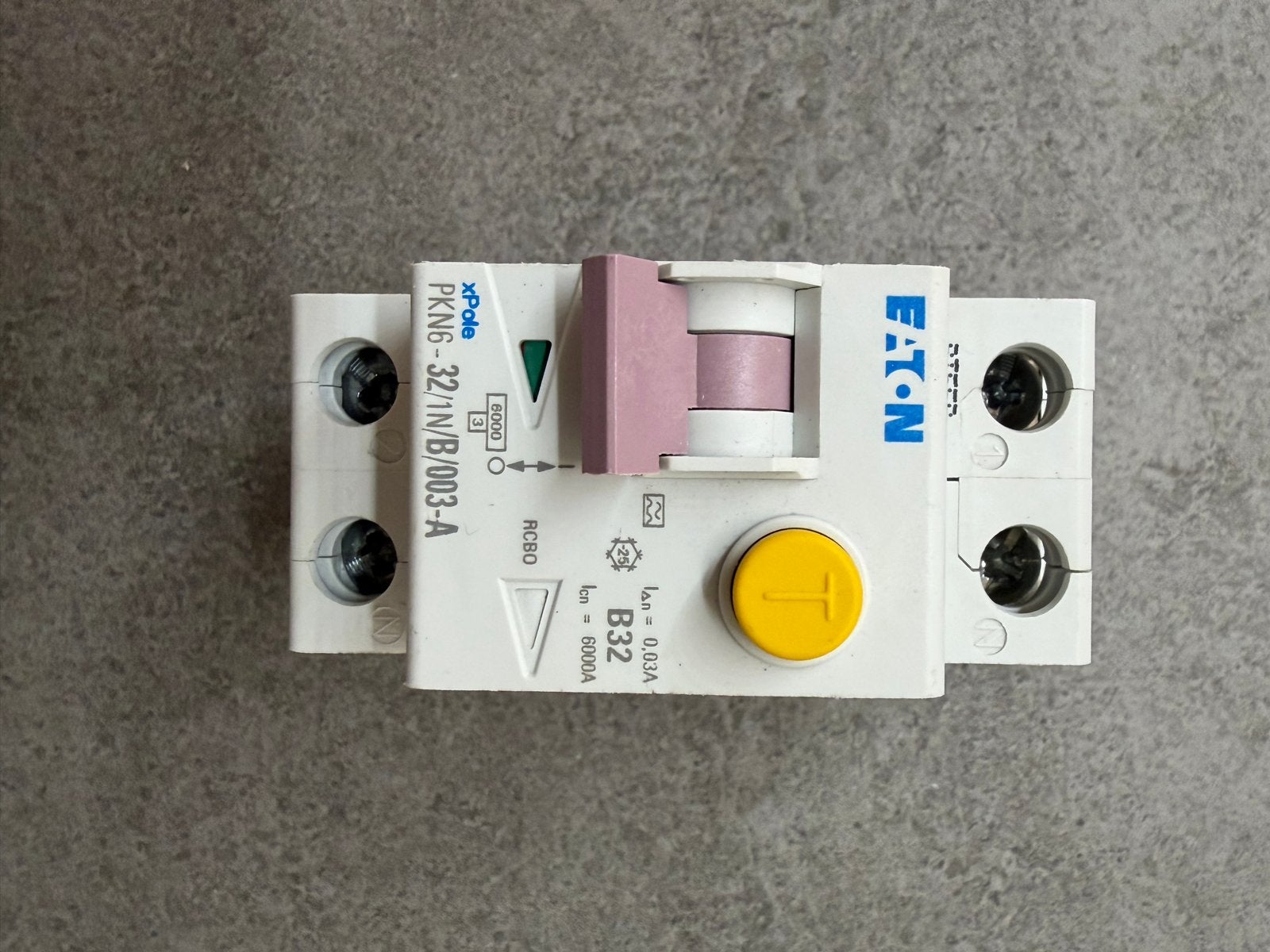 Eaton aardlekautomaat PKN6-32/1N/B/003-A, Doe-het-zelf en Verbouw, Ophalen of Verzenden, Gebruikt, Eaton, Aardlekautomaat