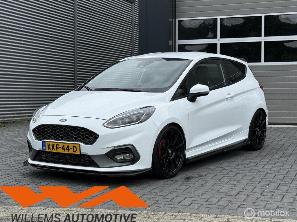 Ford Fiesta 1.5 EcoBoost ST-3 200 PK|Maxton|Milltek|Sparco, Auto's, Ford, Voorwielaandrijving, 1498 cc, Euro 6, Wit