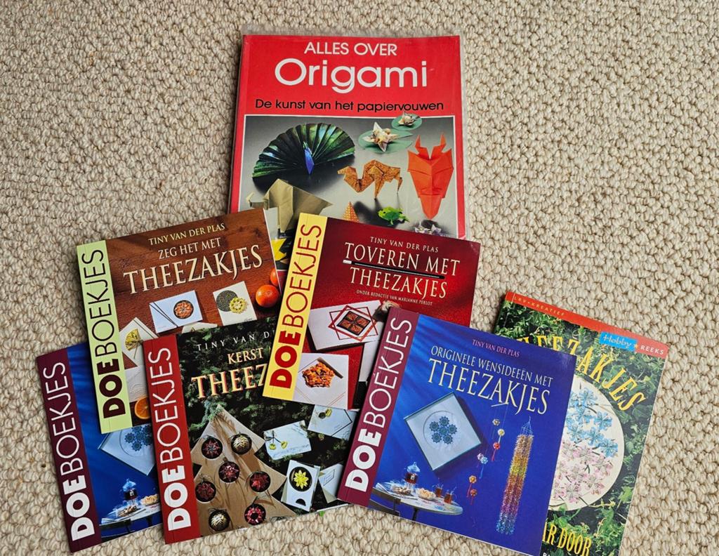 Origami en Theezakjes Vouwen Boeken - Hobby Collectie, Gelezen, Ophalen of Verzenden, Scrapbooking en Knutselen, Tiny van der Plas, Zuhal Aytüre-Scheele