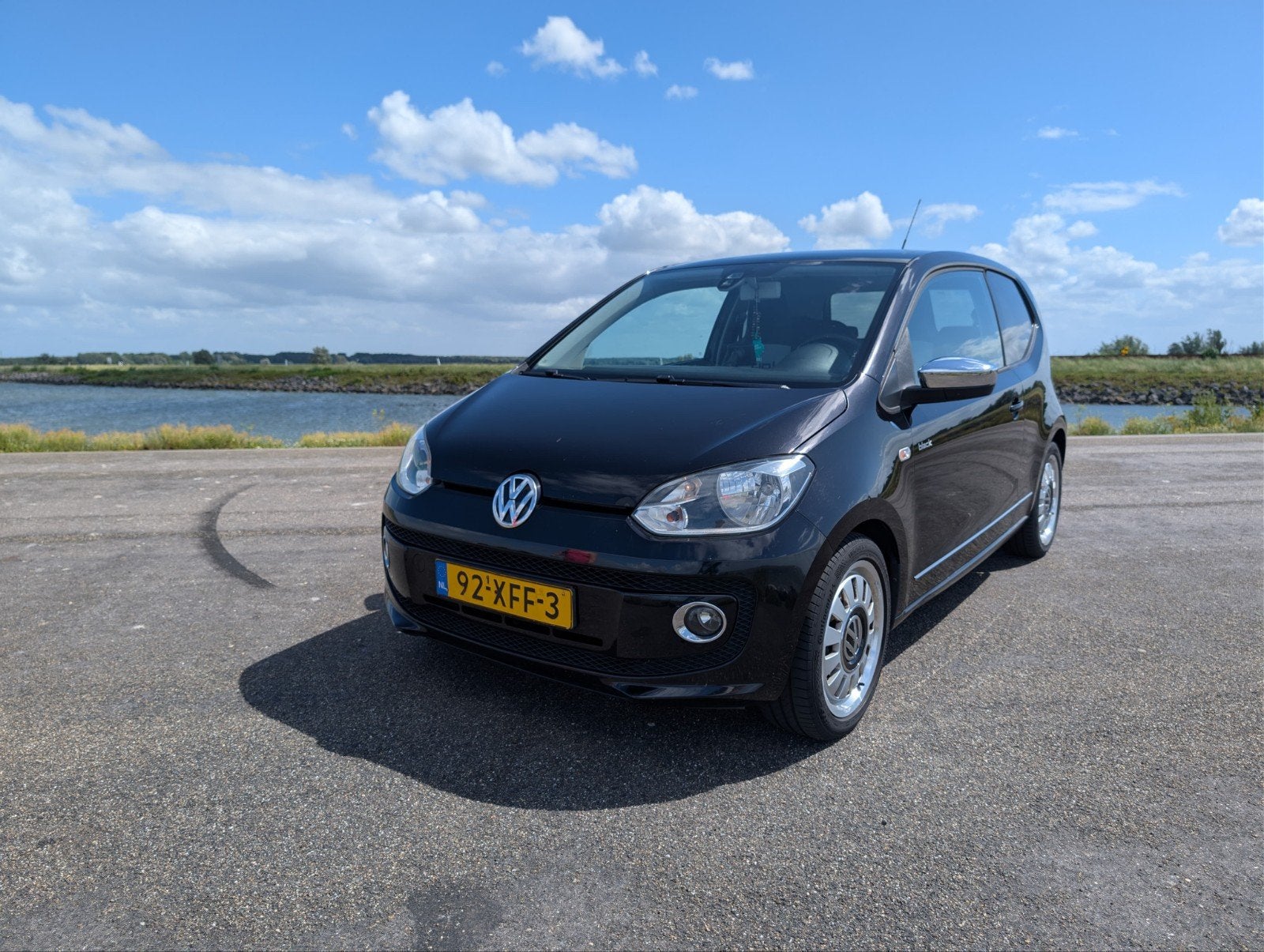 Volkswagen up! 1.0 55KW AUT 2012 Zwart, Voorwielaandrijving, Euro 5, 74 pk, 840 kg