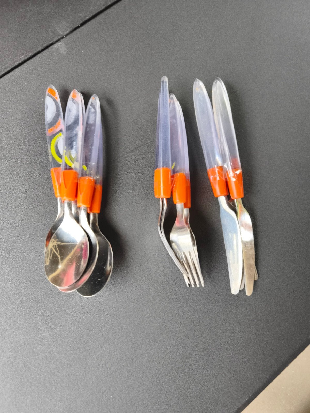 Kinderbestek set: 4 lepels en 4 vorken, Huis en Inrichting, Keuken | Bestek, Gebruikt, Kinderbestek, Bestekset, Ophalen of Verzenden