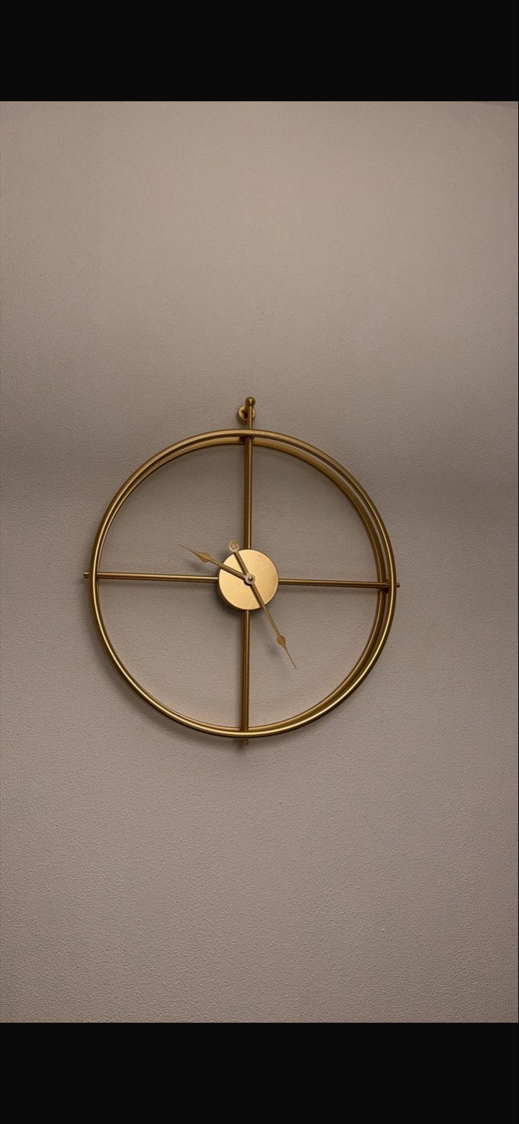 Moderne Gouden Wandklok - Stijlvol en Tijdloos Design, Goud, Wandklok, Zichtbaar uurwerk, Analoog