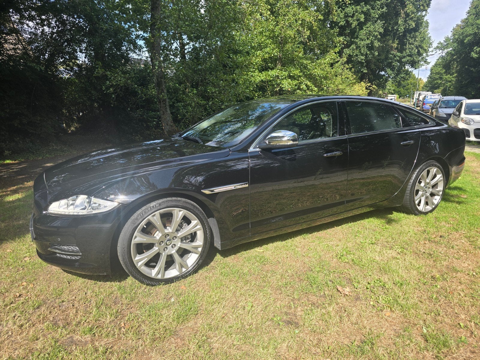 Jaguar XJL 3.0 V6 Aut6 2013 Zwart, Auto's, Automaat, Beige, 2995 cc, Vierwielaandrijving