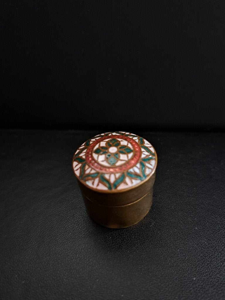 Geemailleerd pillendoosje, Ophalen of Verzenden