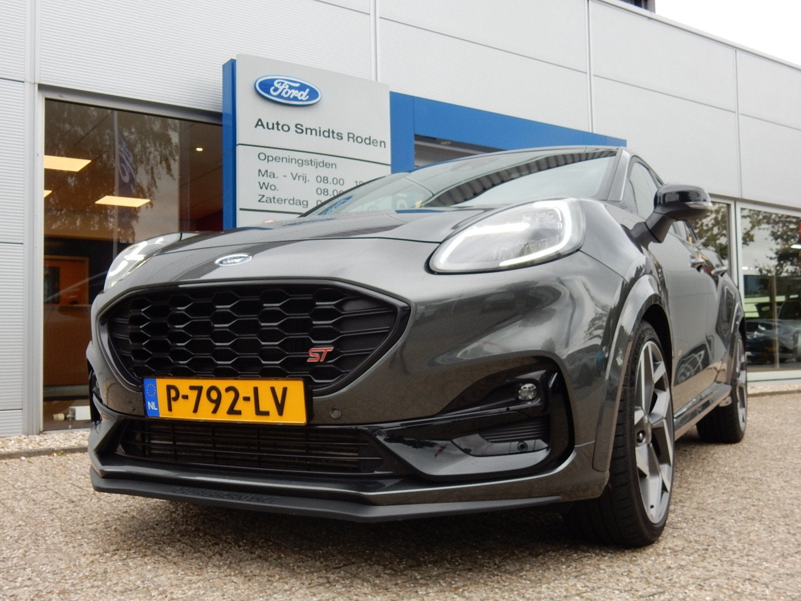 Ford Puma 1.5 200PK ST-X Performance | Panorama | Winter Pac, Auto's, Dealer onderhouden, Origineel Nederlands, Bedrijf, Handgeschakeld