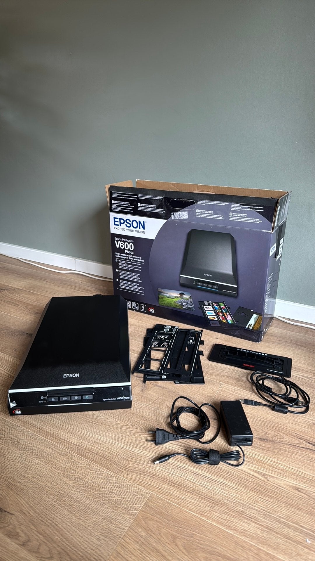 Epson V600 Analoge Fotoscanner, Ophalen, Zo goed als nieuw