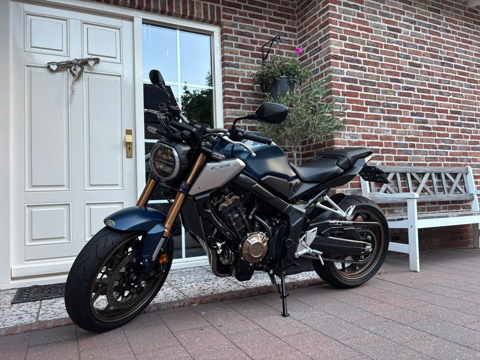 HONDA CB 650 R abs neo sports cafe 2021 70kw honda cb650r, Motoren, HONDA, 4 cilinders, 649 cc, Bedrijf