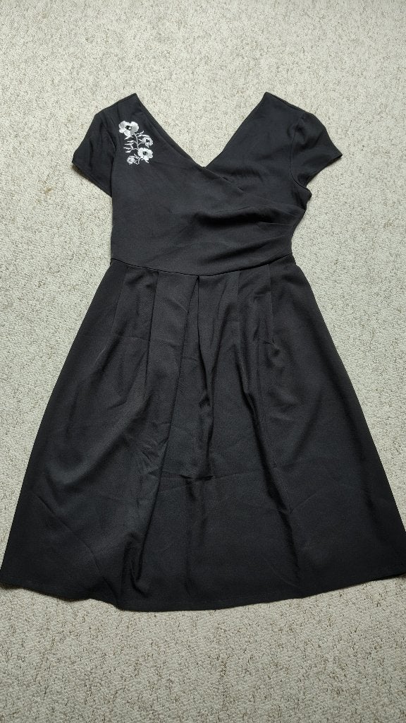 Collectif zwarte swing dress jurk met v-hals mt L, Kleding | Dames, Jurken, Collectif, Zwart, Maat 42/44 (L), Ophalen of Verzenden