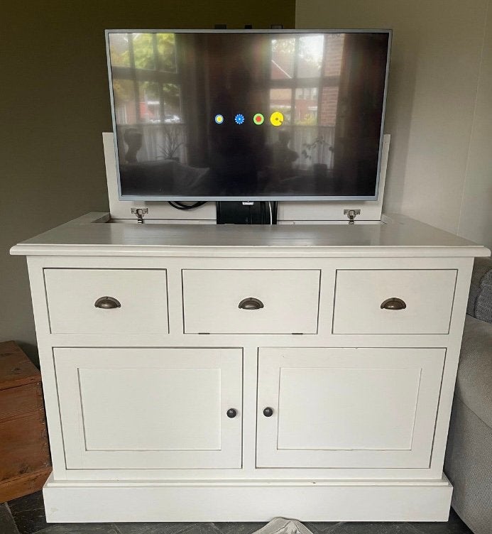 Zeer degelijke TV-kast met lift en veel bergruimte, Ophalen of Verzenden, Zo goed als nieuw, 25 tot 50 cm, Minder dan 100 cm