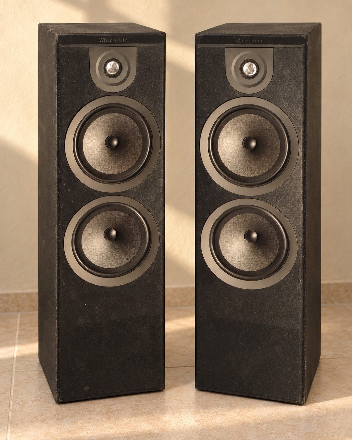 Wharfedale Vloerstaande Luidsprekers - Uitstekende Staat, Audio, Tv en Foto, Vloerstaande luidspreker, Wharfedale, Ophalen of Verzenden