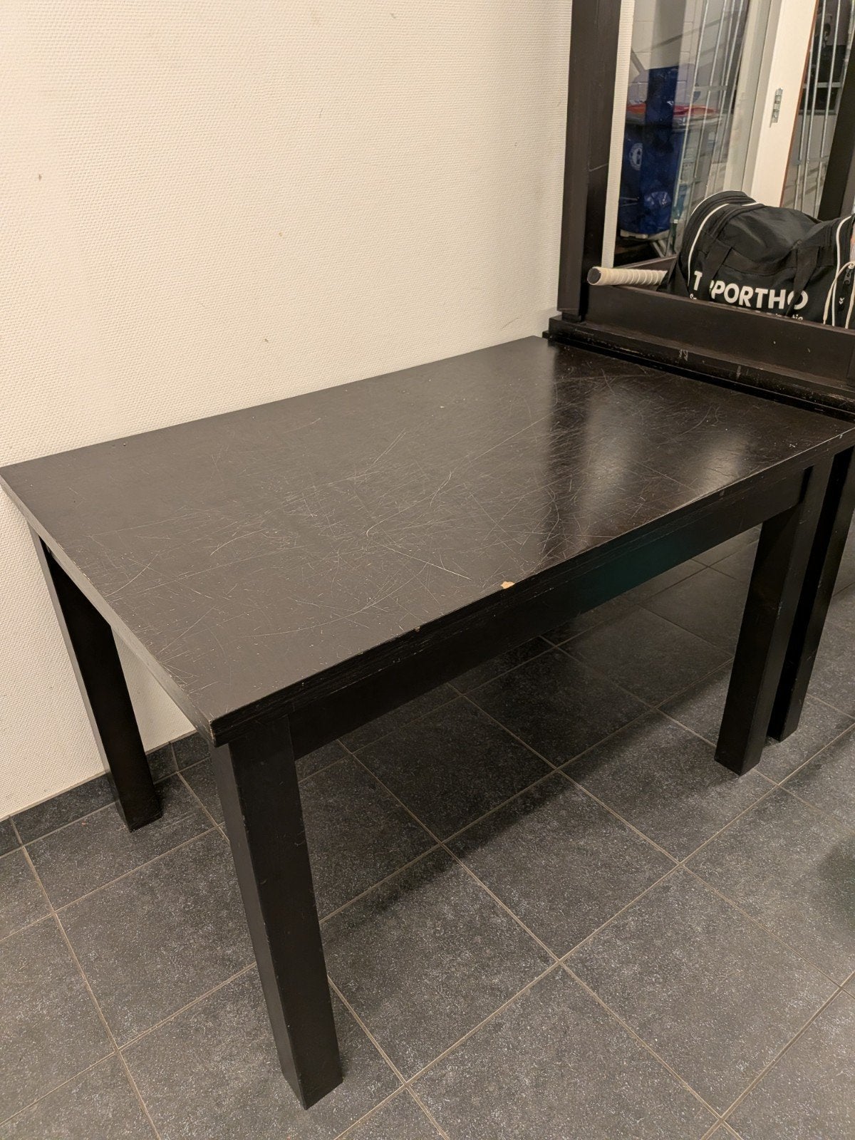 Gratis 3 tafels, Ophalen of Verzenden, Gebruikt, Rechthoekig, 50 tot 100 cm