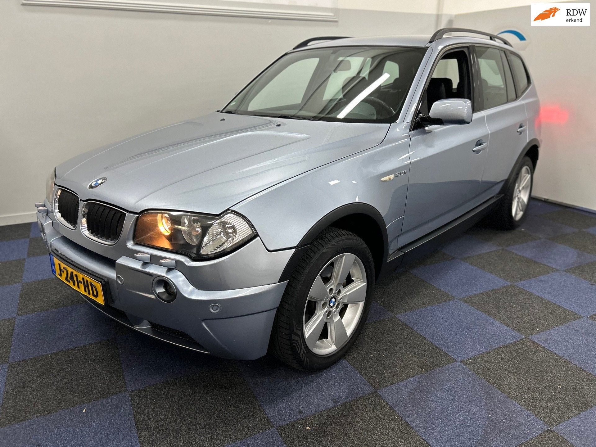 BMW X3 3.0i Executive / AUTOMAAT / DEALER ONDERHOUDEN / SUPE, Auto's, Automaat, Gebruikt, Blauw, Bedrijf