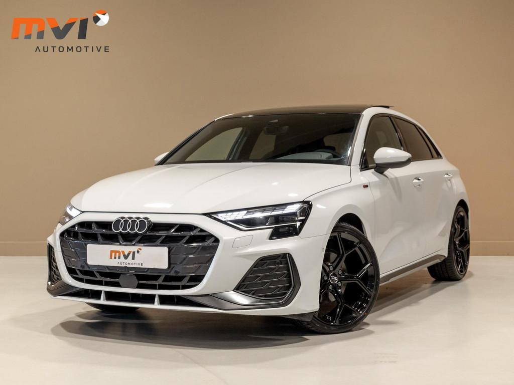 Audi A3 Sportback 35 TFSI S-Line edition / 150pk / Panorama, Auto's, Audi, 4 cilinders, Wit, Bedrijf, 19 km/l