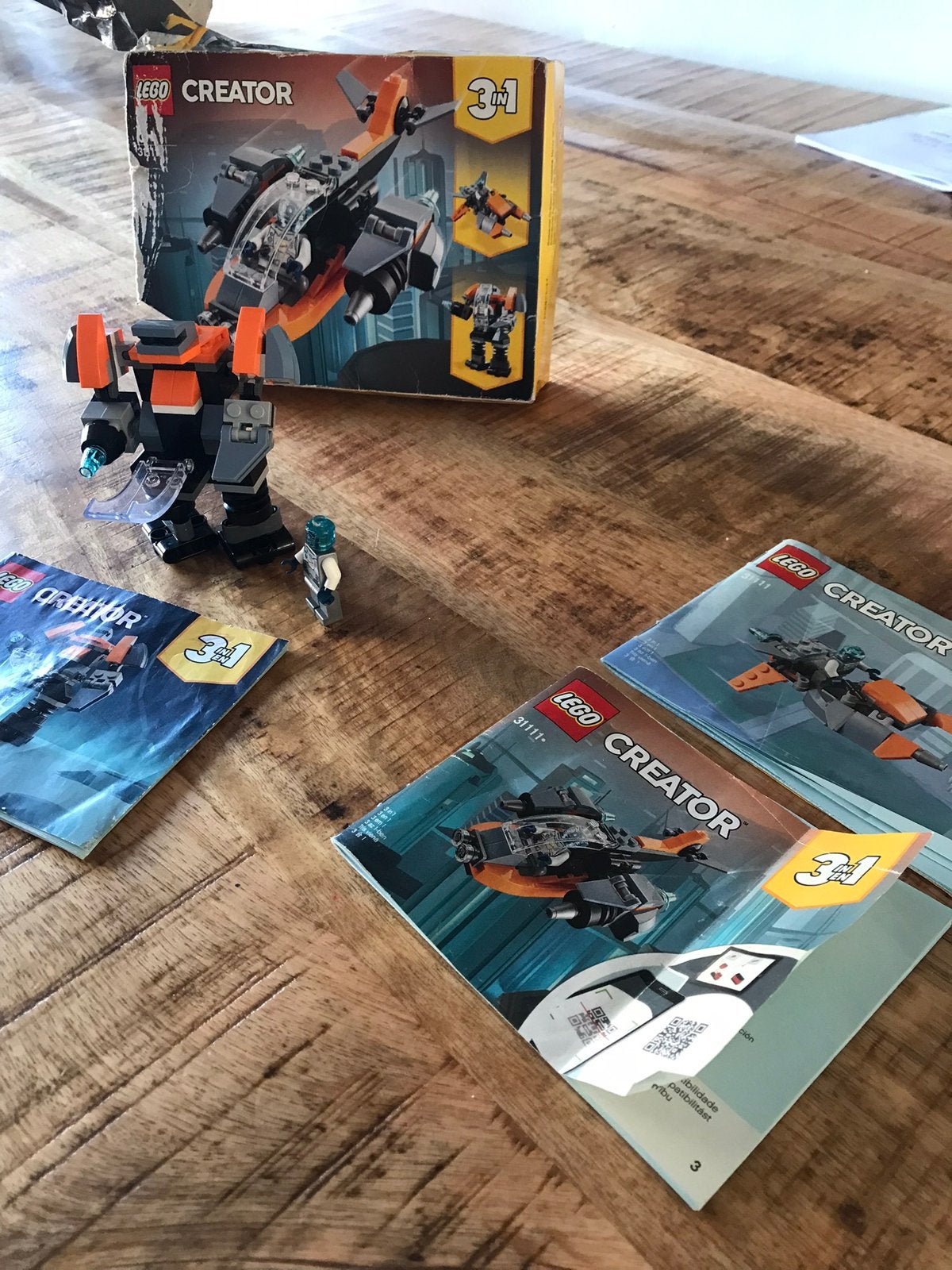 Lego Creator 3-1 Robot en vliegtuigen 31111, Ophalen of Verzenden, Zo goed als nieuw
