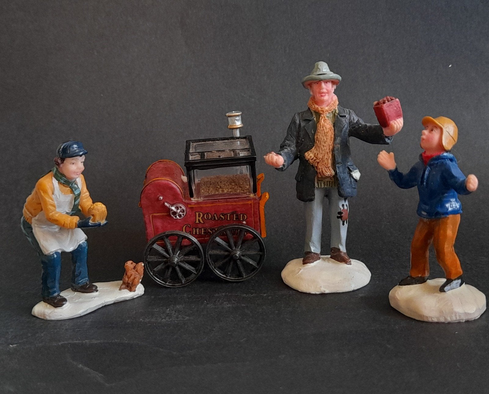 lemax kerst figuur f8  kerstdorp kersthuis, Verzenden