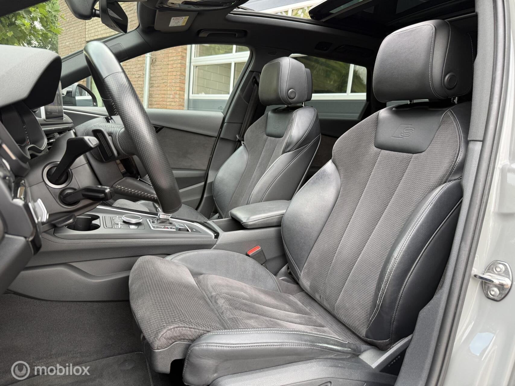 Audi A4 Avant 2.0 TFSI quattro S-line Panodak Alcantara Virt, Auto's, Automaat, 15 km/l, Zwart, 4 cilinders