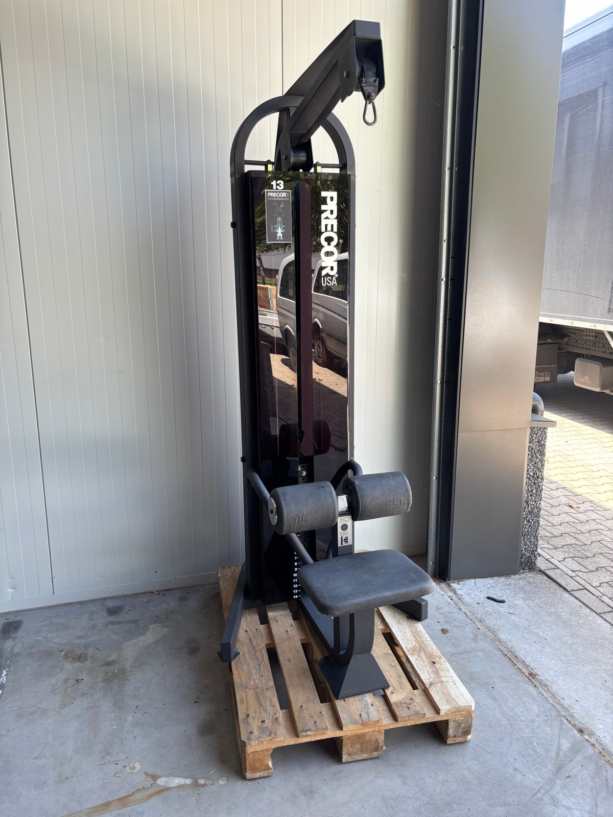 Precor Lat Pulldown Machine - Verlaagd Model, 100 kg, Ophalen, Gebruikt, Rug, Precor