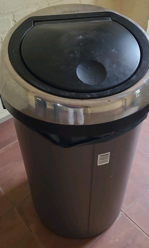 Brabantia prullenbak in goede staat 70 cm hoog 40 cm doorsne, Ophalen