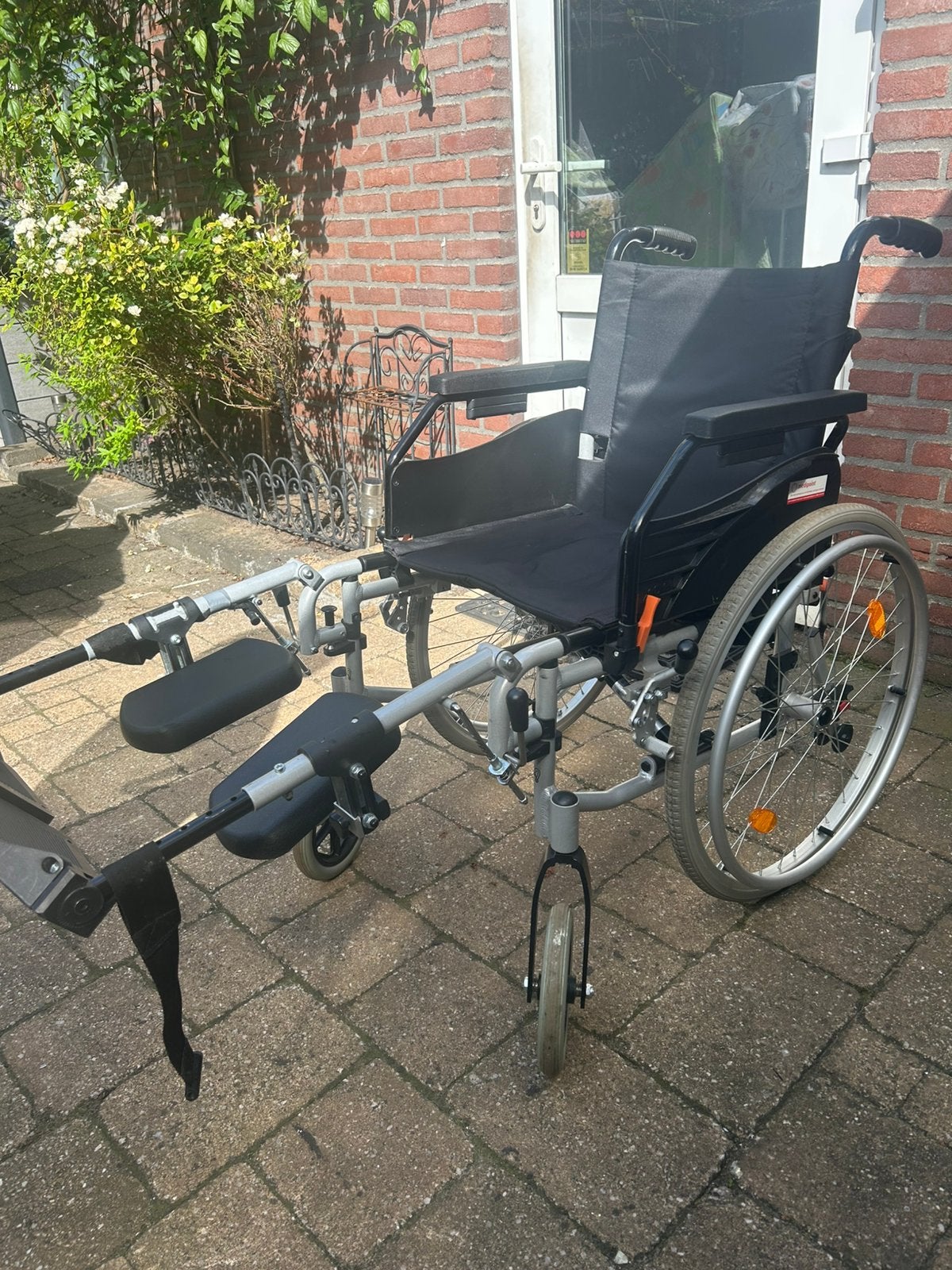 Rolstoel – Zo goed als nieuw – Slechts enkele dagen gebruikt, Ophalen, Zo goed als nieuw, Duwrolstoel