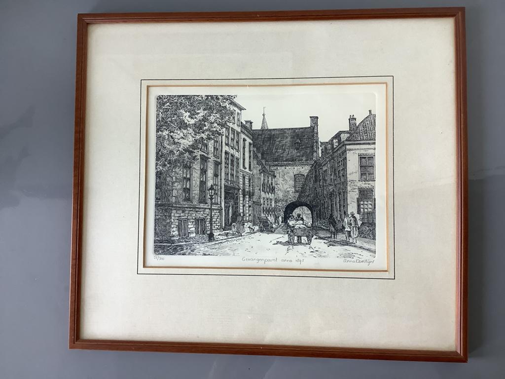 Ets gevangenpoort Den Haag Anna Doedijns originele staat, Ophalen